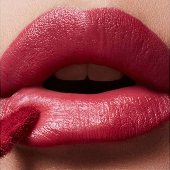 Mac Cosmetics Love Me Liquid Lipcolour - Picture 6 of 7